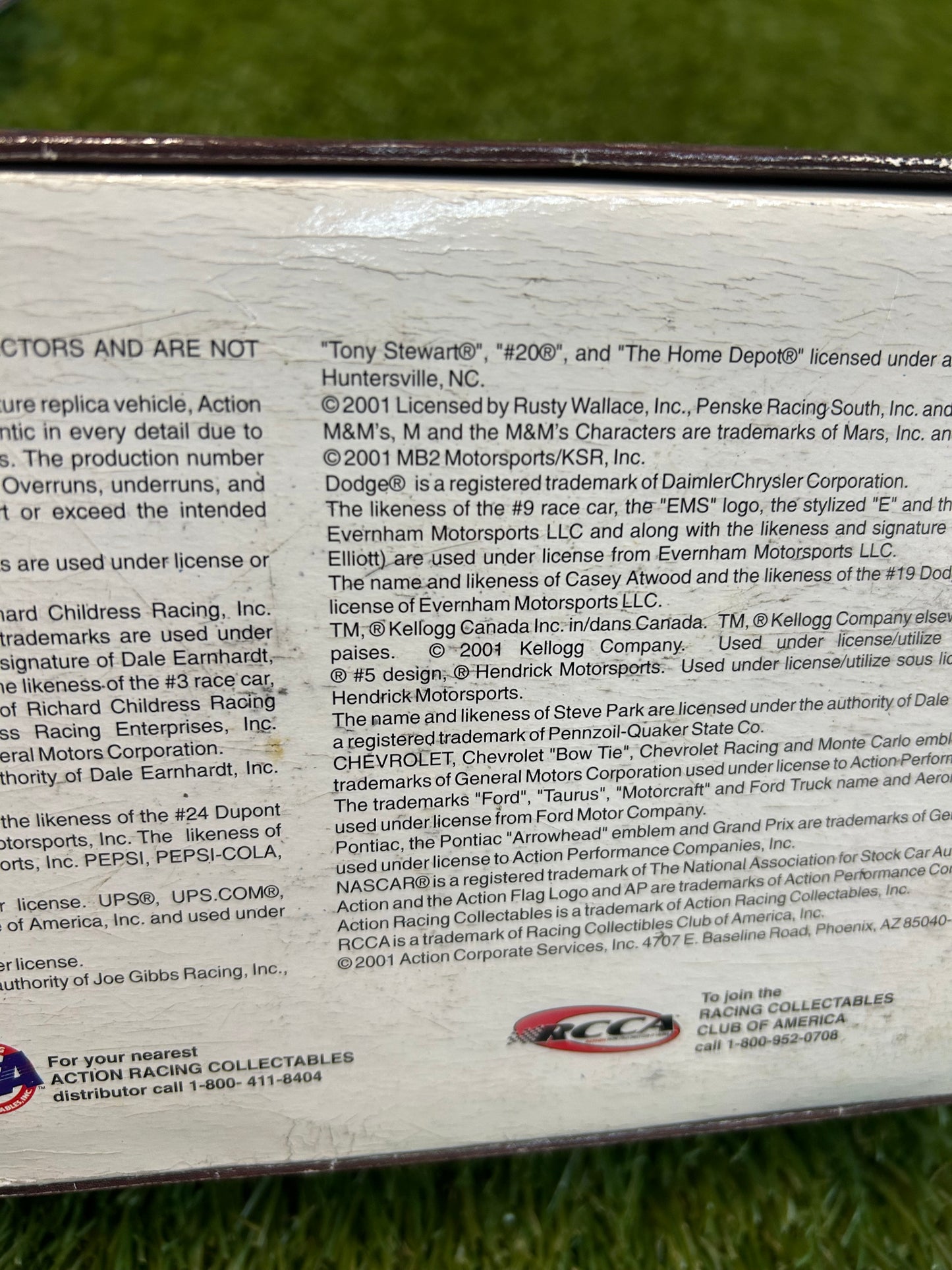 Y2K 2001 Collectable 1:32 Scale UPS X NASCAR Racing Van