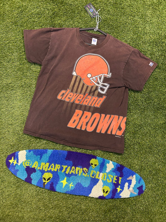 Vintage 1995 Logo7 Cleveland Browns Helmet Tee