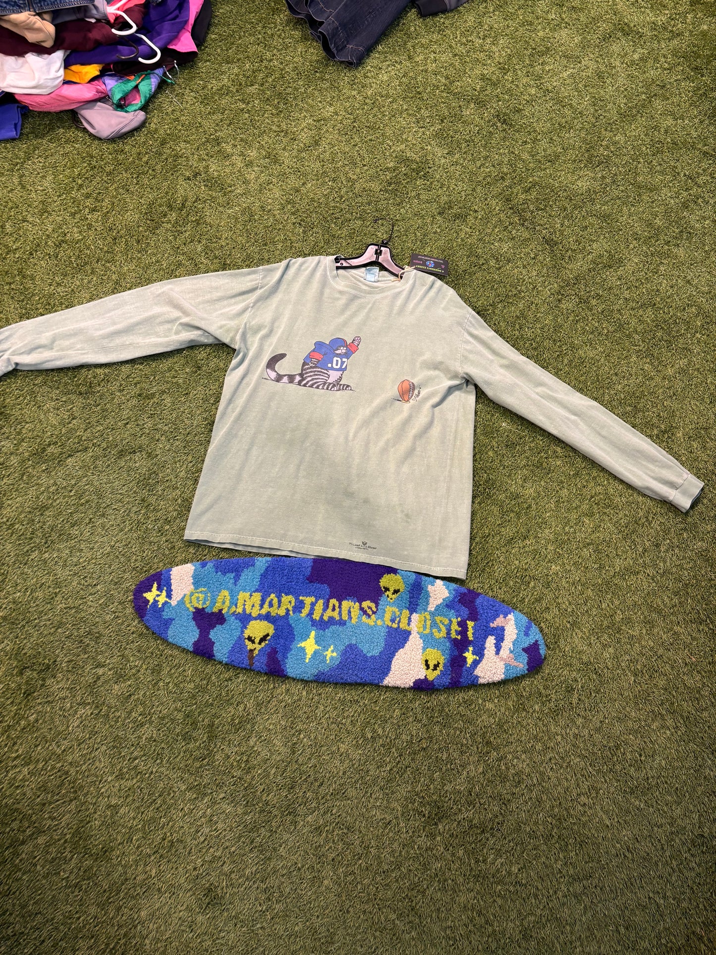 Vintage 90s Cat & Footballs Tee