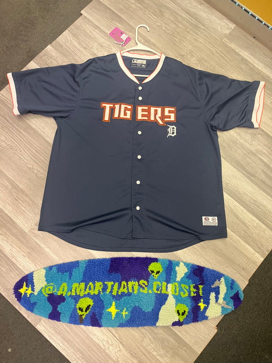 Retro Style Detroit Tigers Baseball Jersey