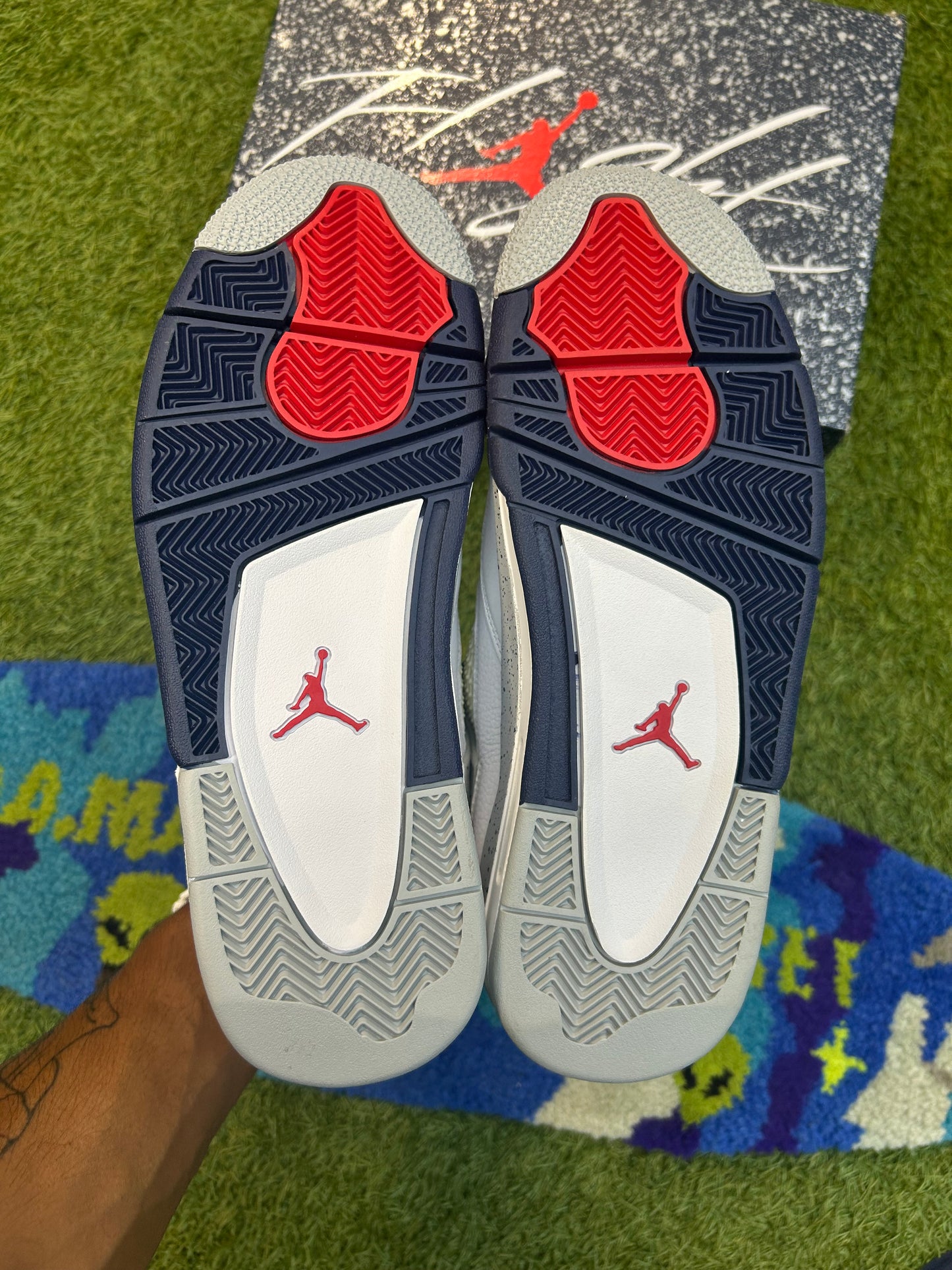 Jordan 4 Retro Midnight Navy