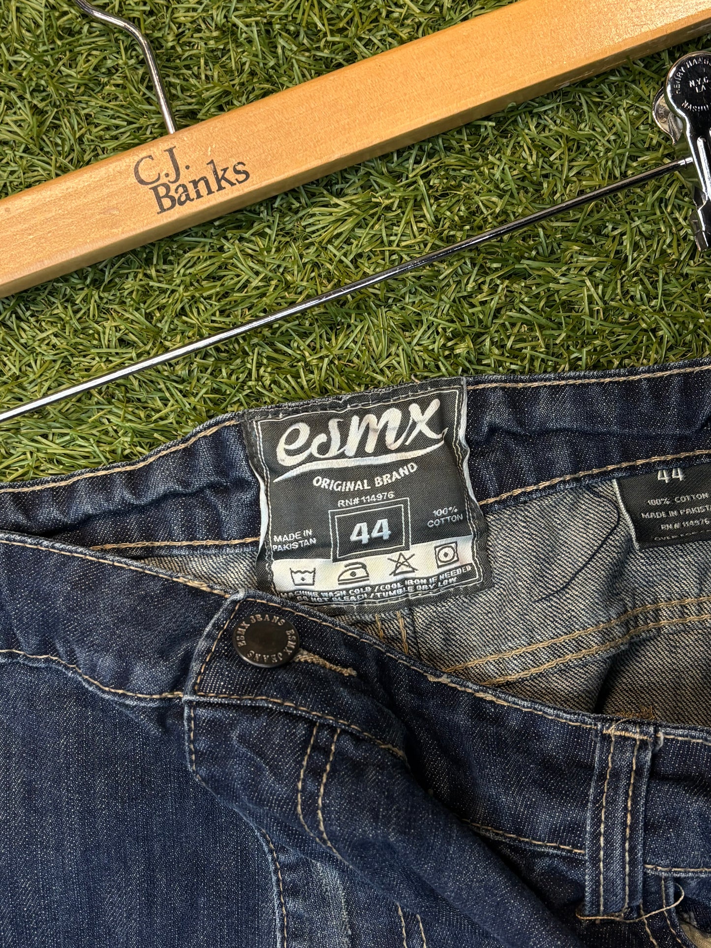 ESMX Men’s Distressed Jorts