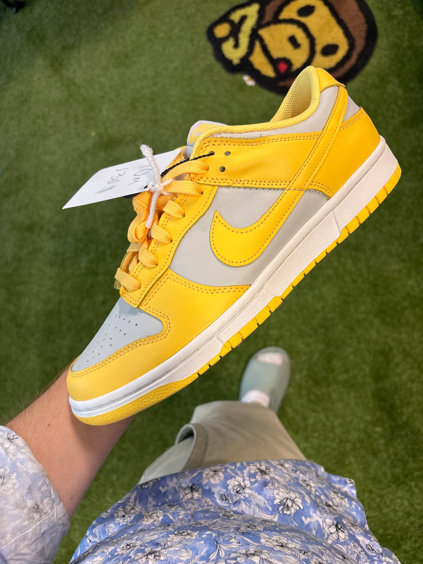 Nike dunk low gray yellow size 10