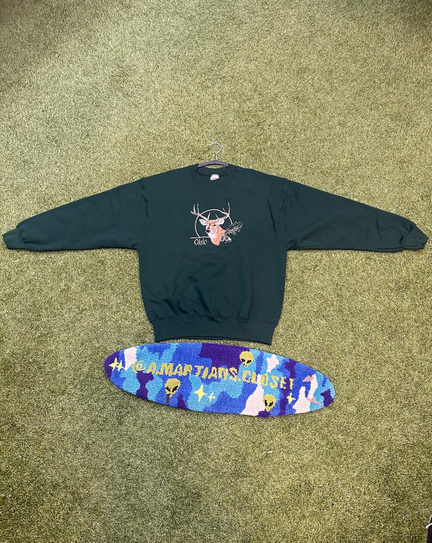 Vintage Fruit Of The Loom Embroidered Ohio Deer Crewneck