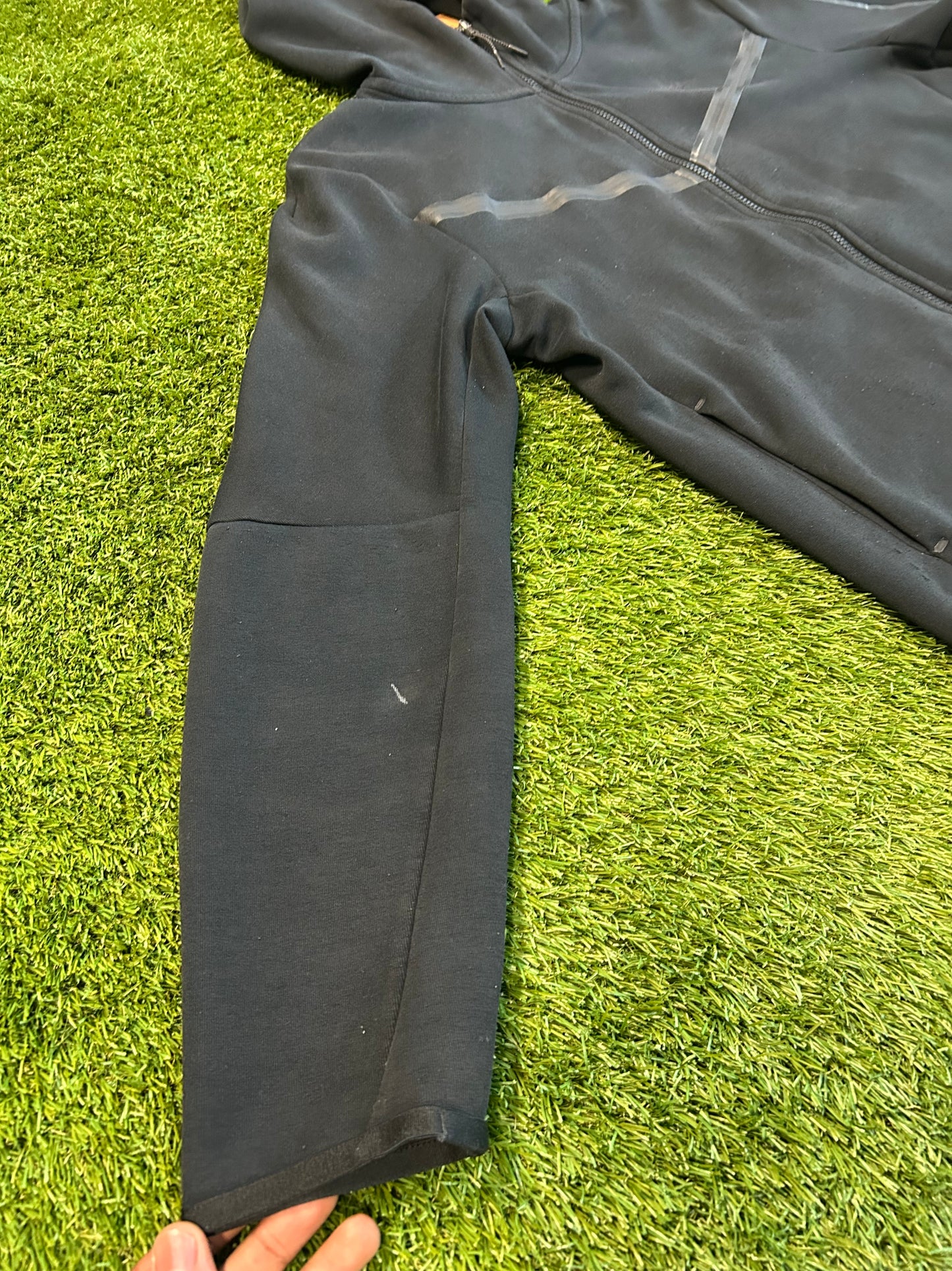Black Nike Tech Top