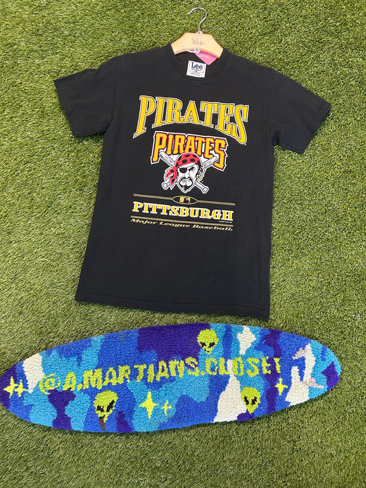 Vintage 1998 Pittsburgh Pirates MLB Tee