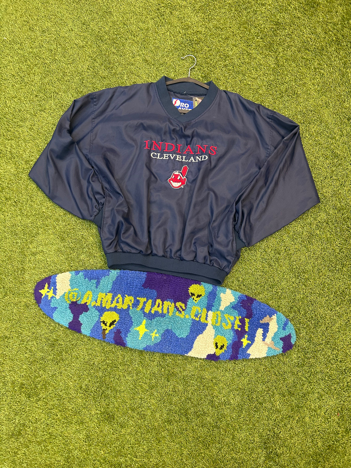 Vintage Pro Player Cleveland Indians Pullover W/Pockets