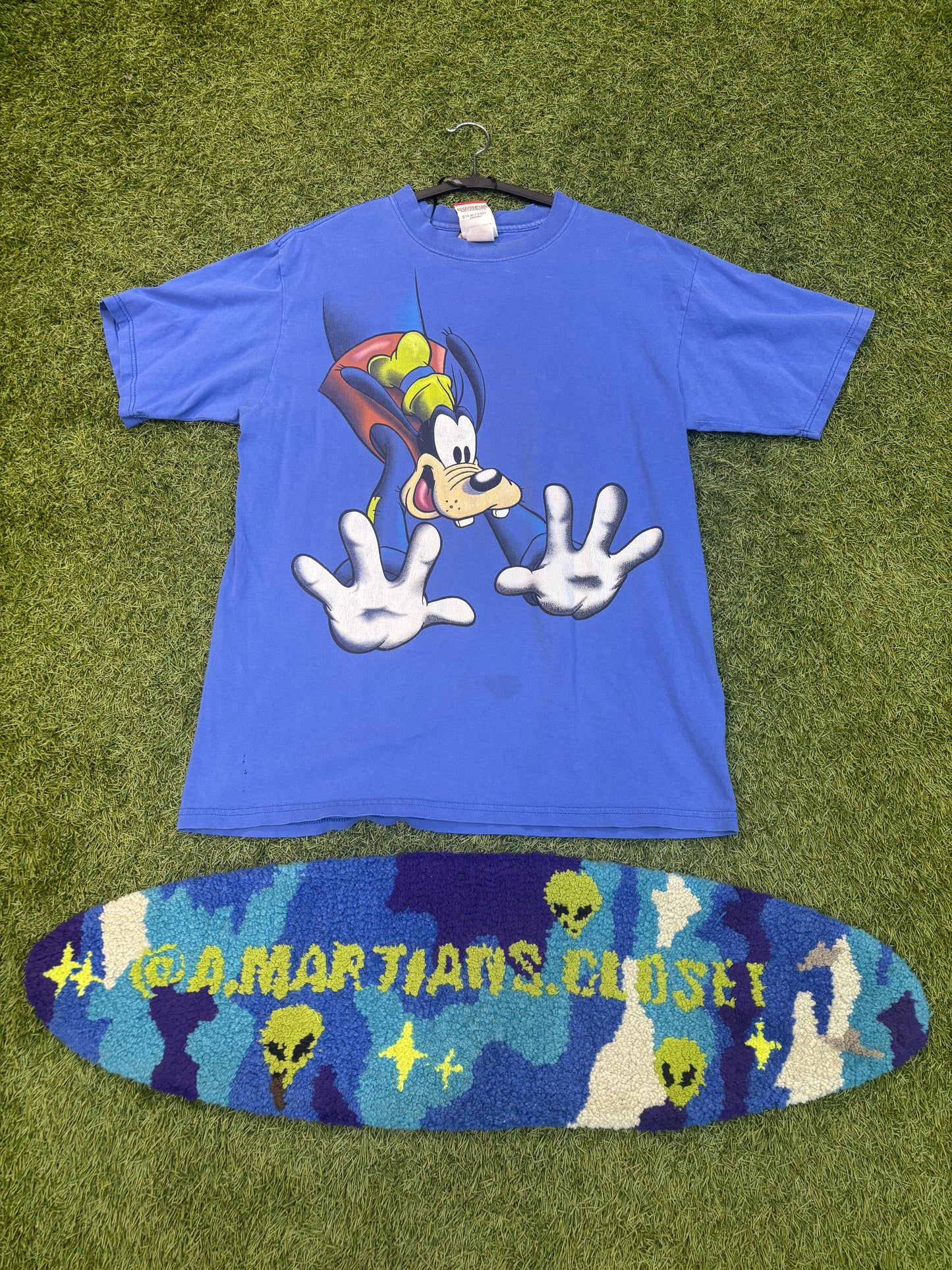 Vintage Mickey inc. Goofy Falling AOP Tee