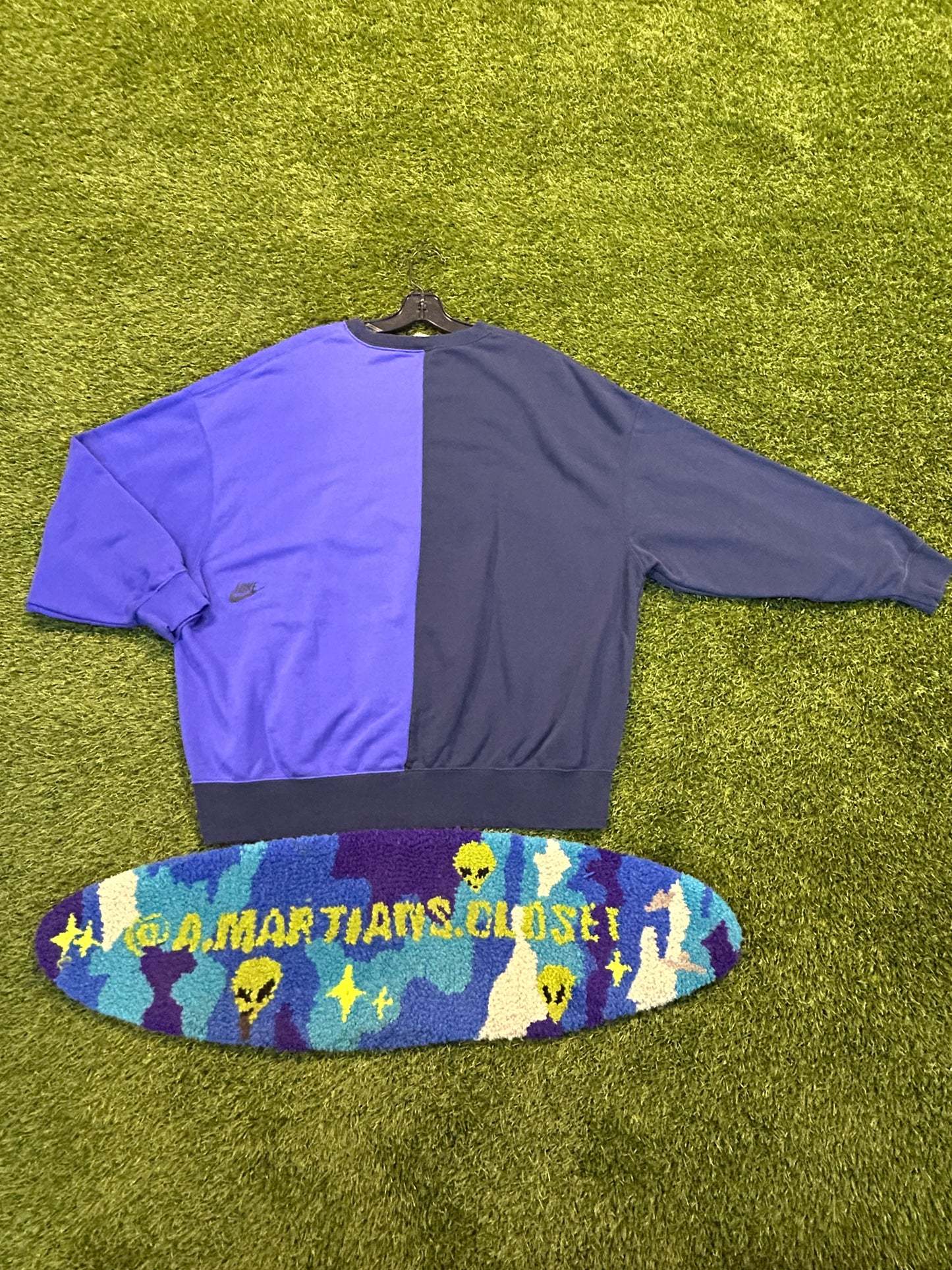 New age Nike half/half crewneck