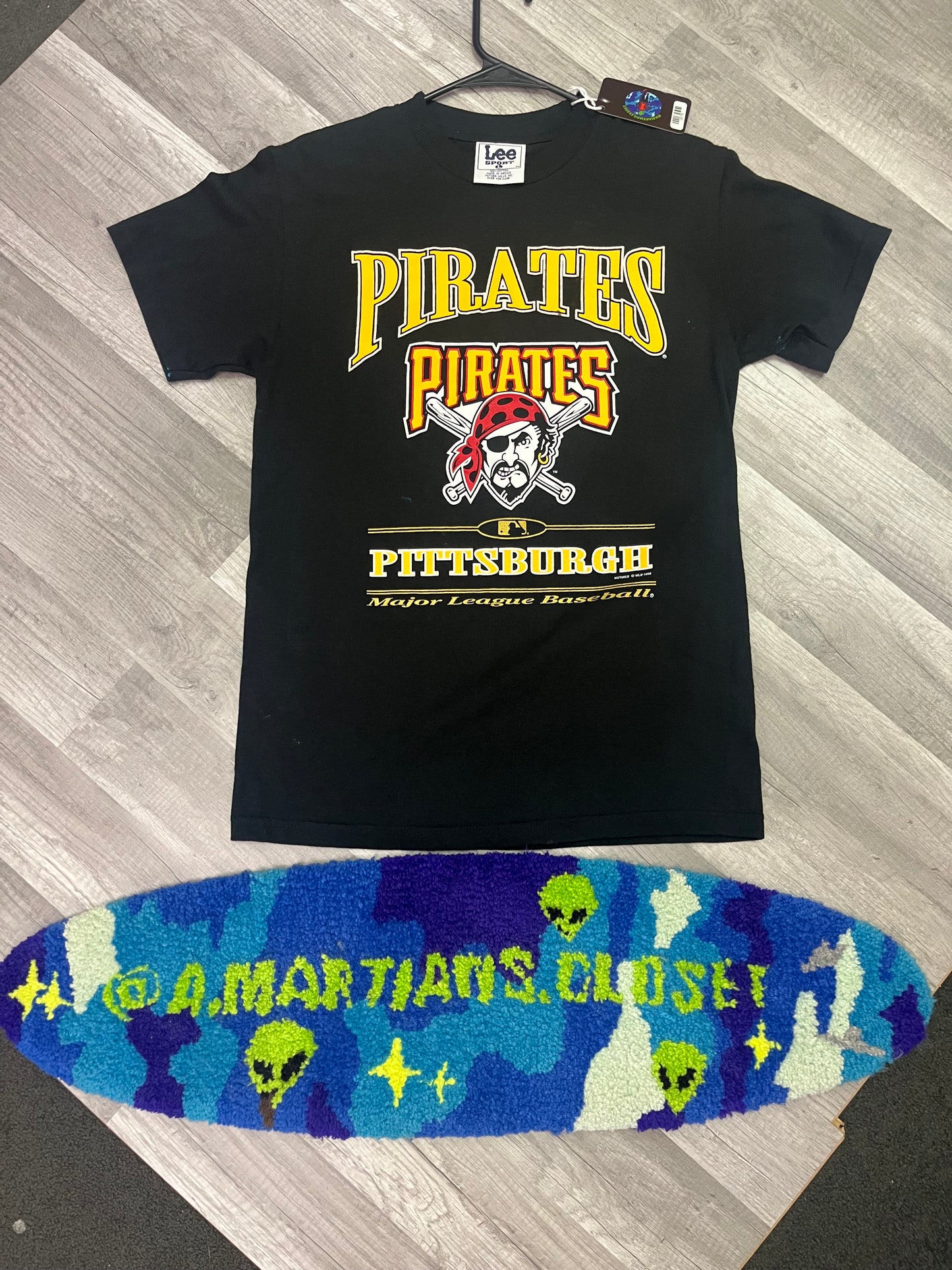Vintage 1998 Pittsburgh Pirates Tee