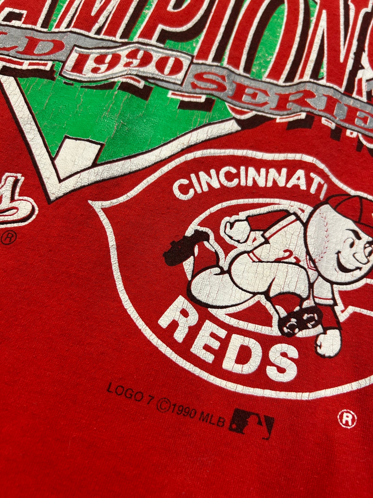Vintage 1990 Cincinnati Reds Logo 7 Tee
