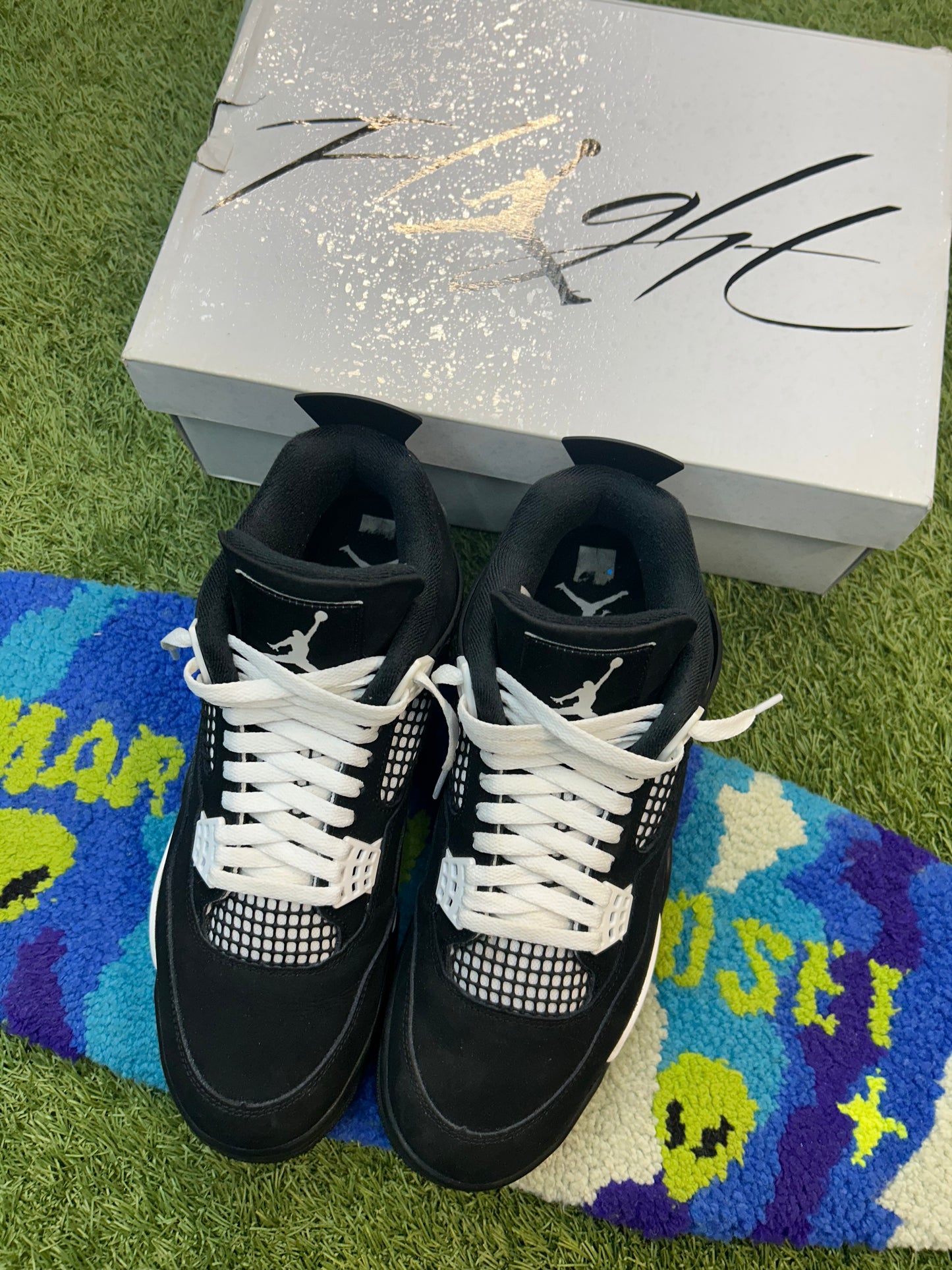 Jordan Retro 4 White Thunder(Used)