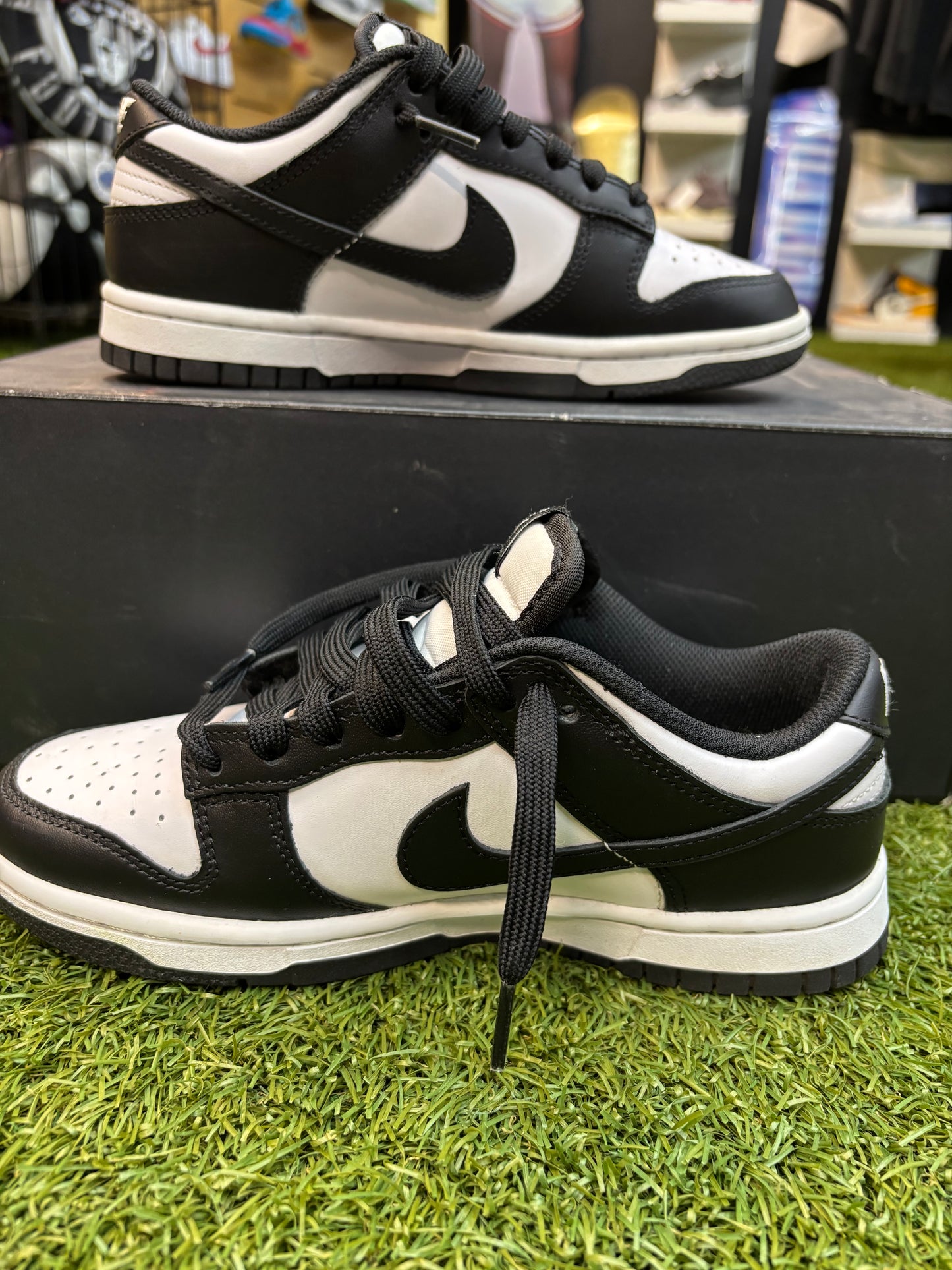 Nike panda dunk low(Used)