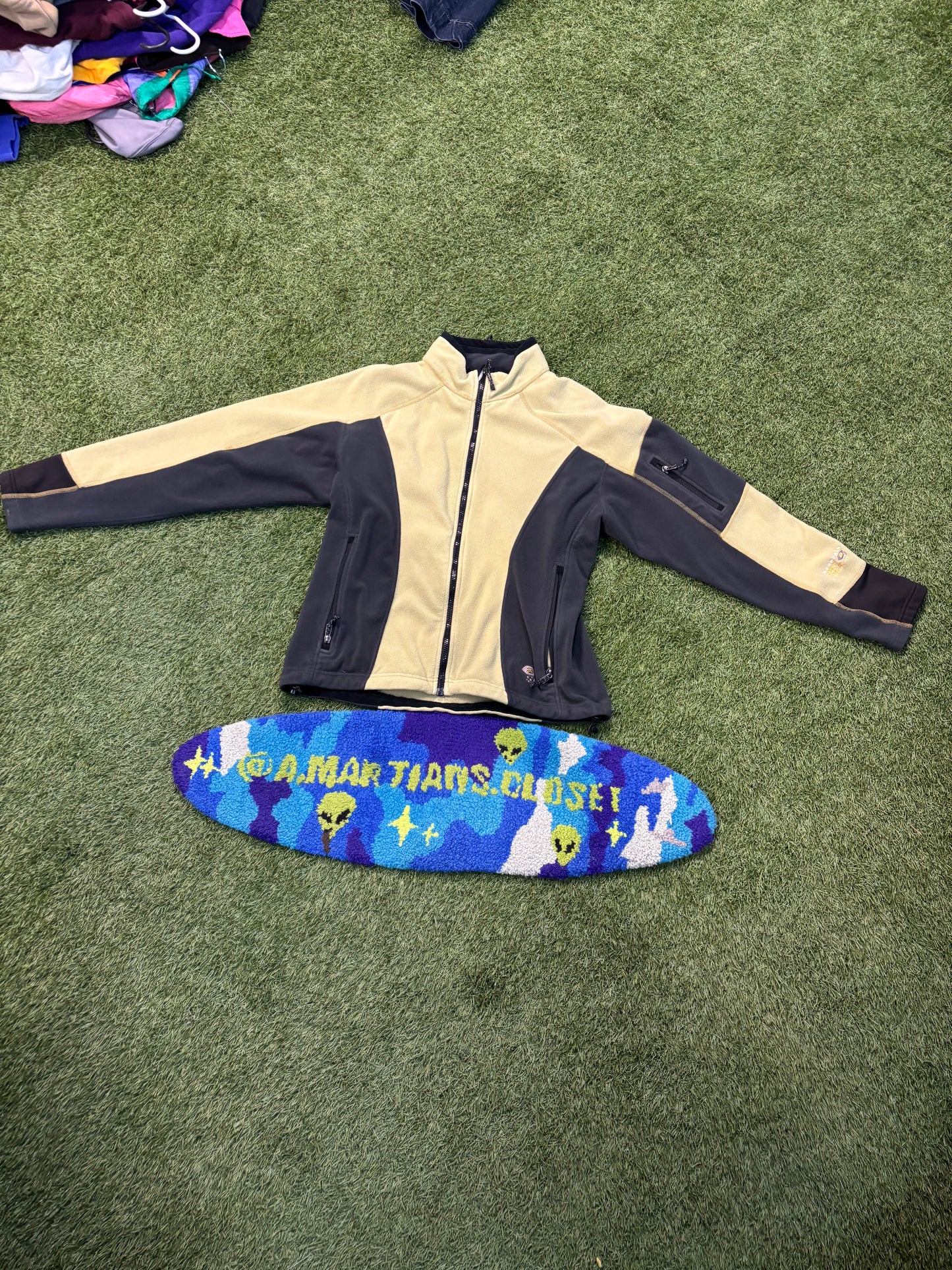 Vintage Mountian Hardware Fleece Jacket