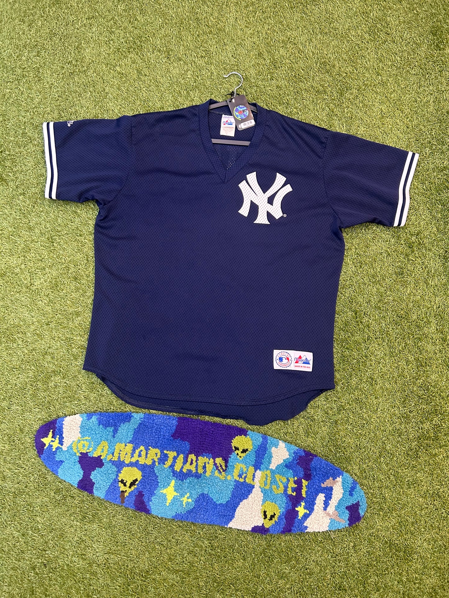 Vintage 90s Majestic New York Yankees MLB Derek Jeter #2 Jersey