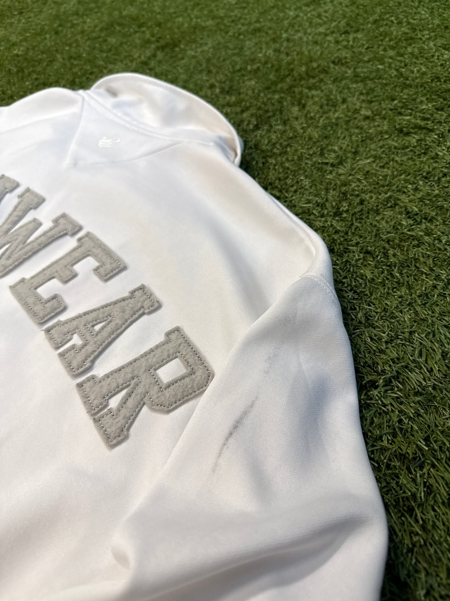 Y2K “ROCAWEAR” ZIP UP JACKET