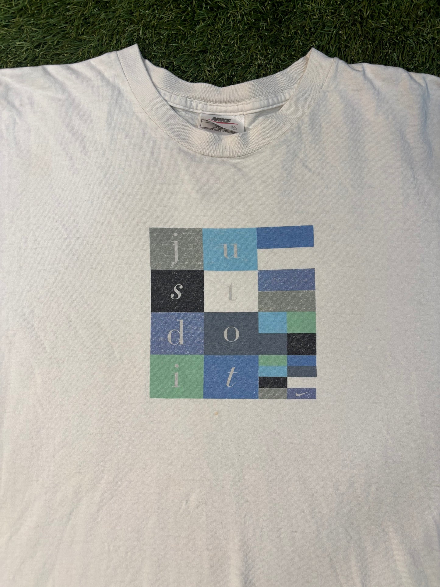 Nike Just Do It Block Logo Tee