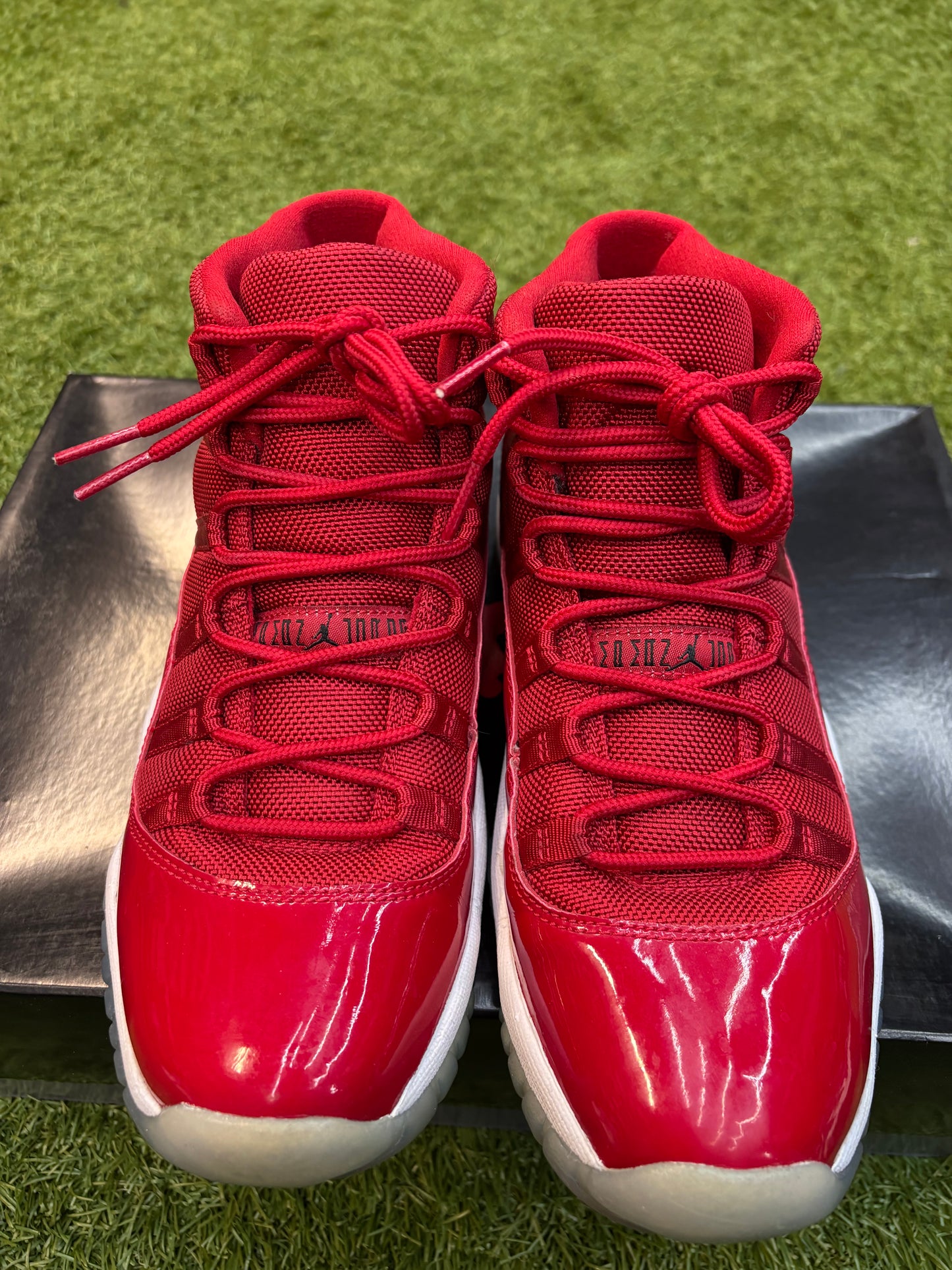 Jordan retro 11 gym red(Used)
