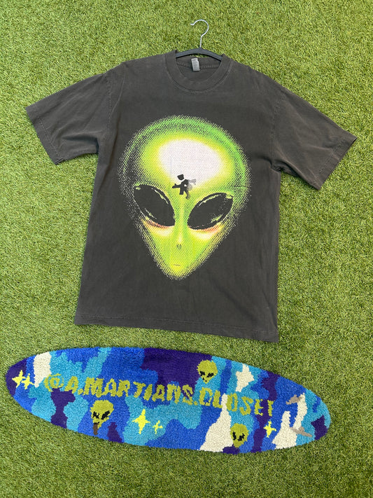 New Age Big Alien Head Tee