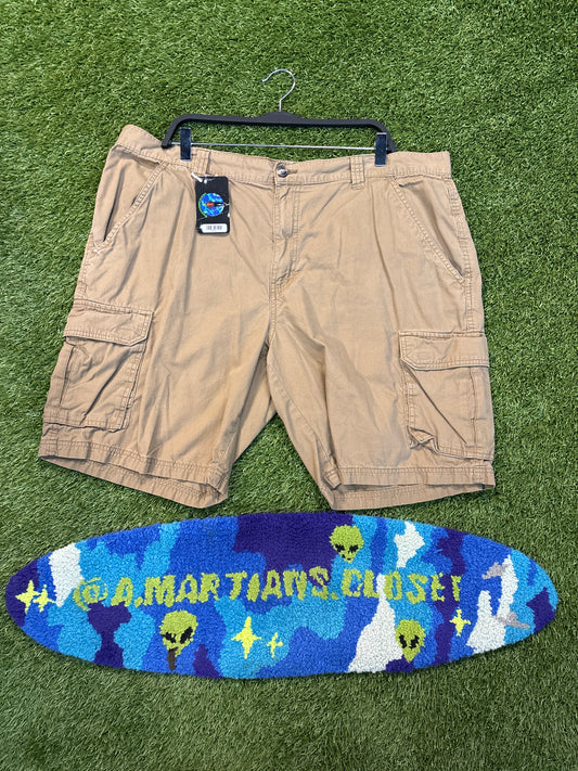 RWW Tan Cargo Shorts Size 42