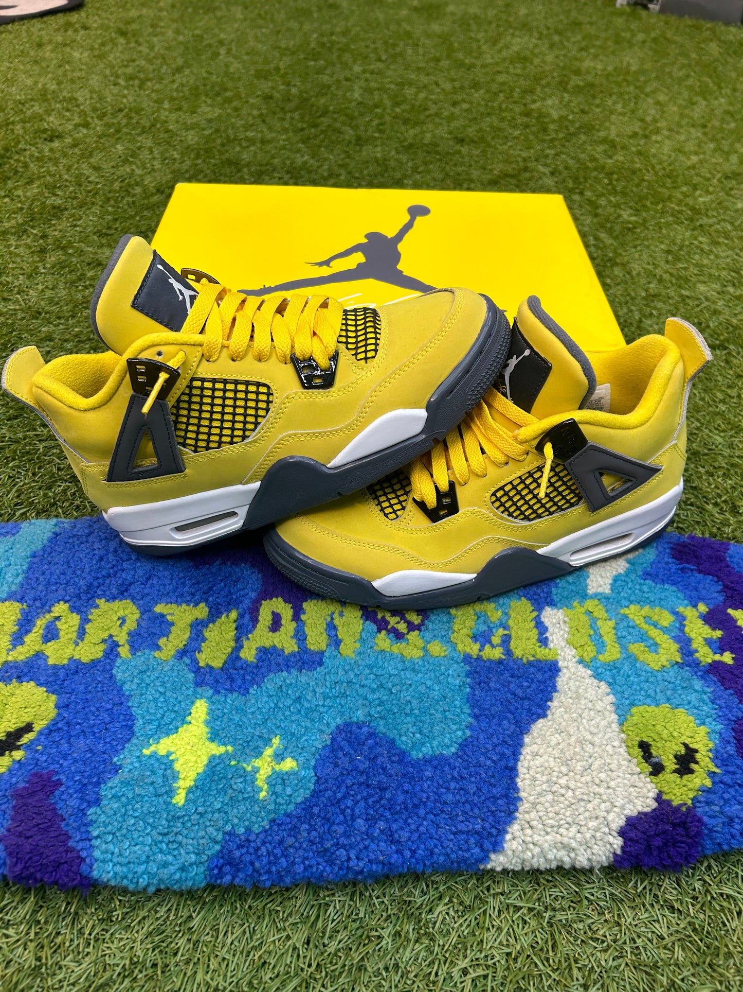Jordan 4 Retro Lighting(VNDS)
