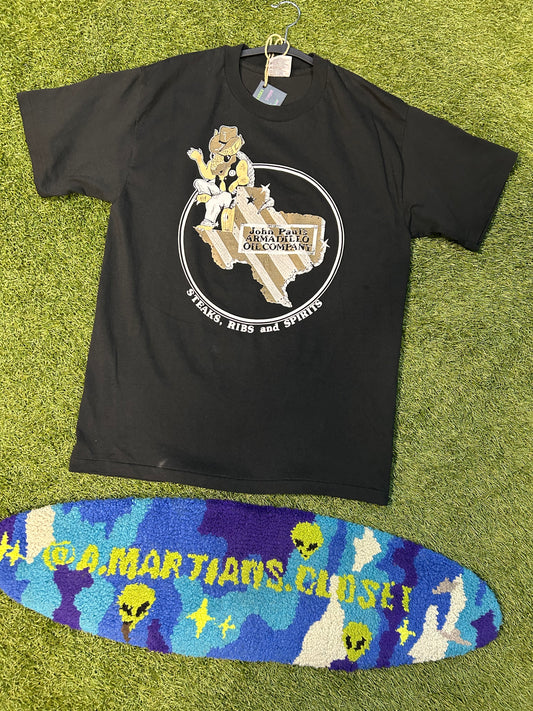 Vintage John Paul’s Armadillo Oil Company Texas Restaurant Tee