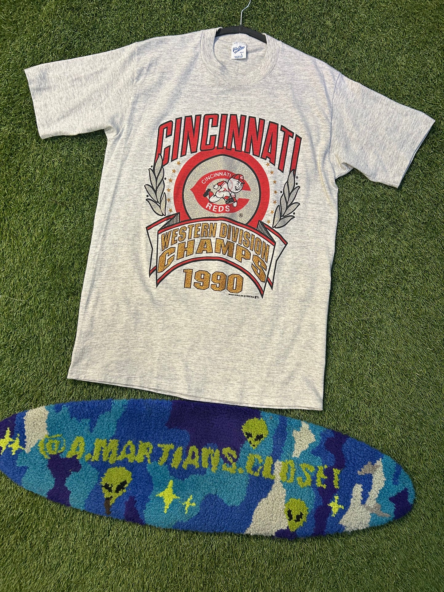Vintage 1990 Cincinnati Reds Western Division Champs Tee