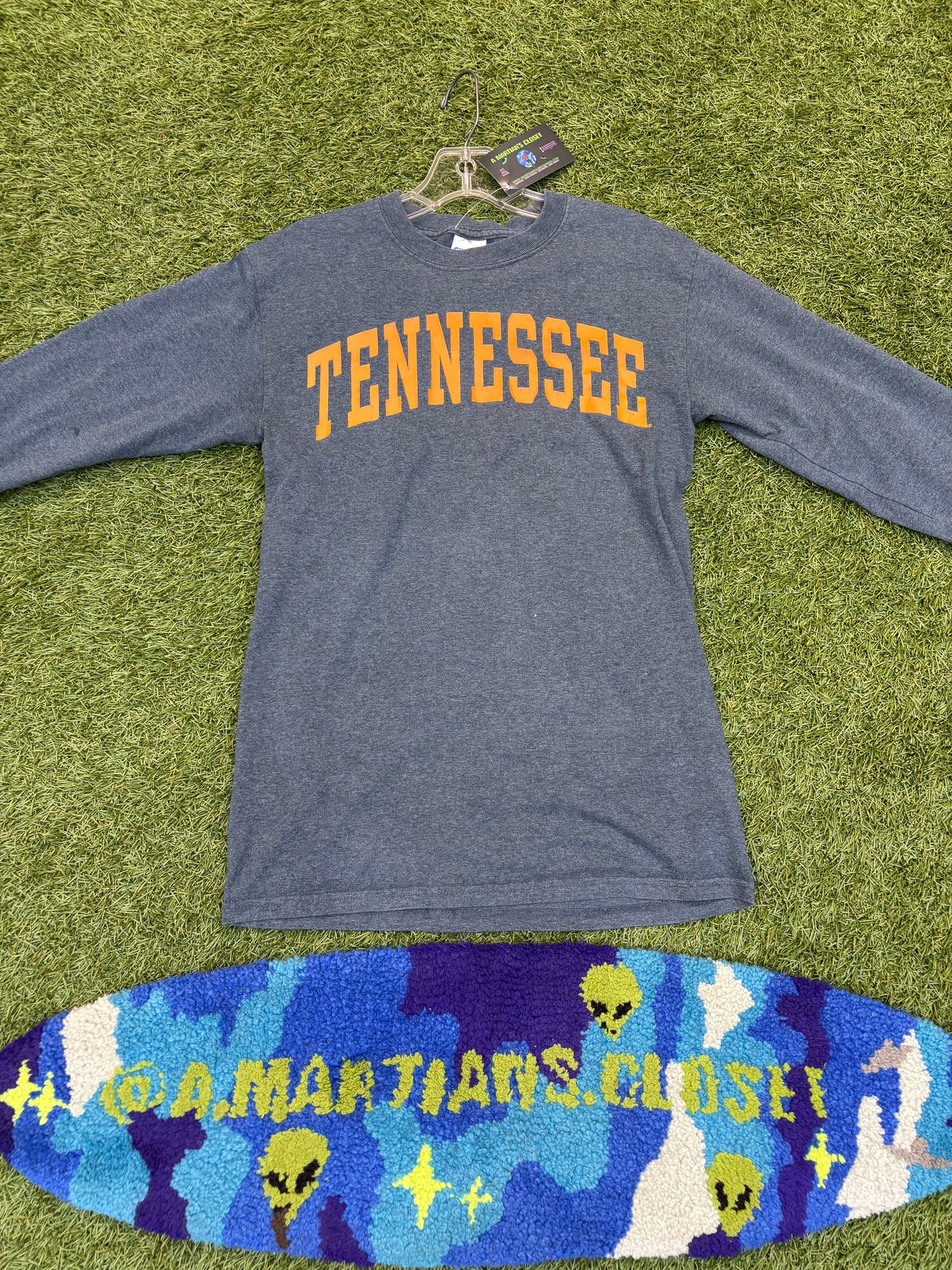 Gray Tennessee Long-Sleeve Orange Graphing