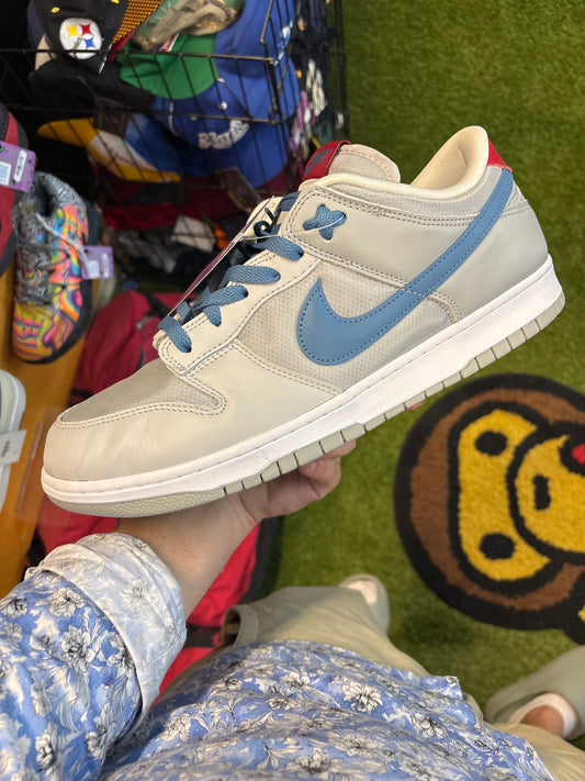 Nike dunk low silver blue red size 13