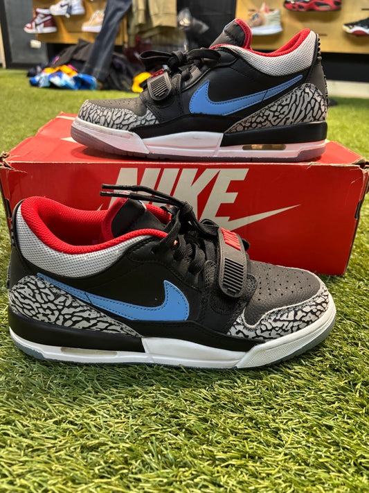 Jordan Legacy 312 size 7y