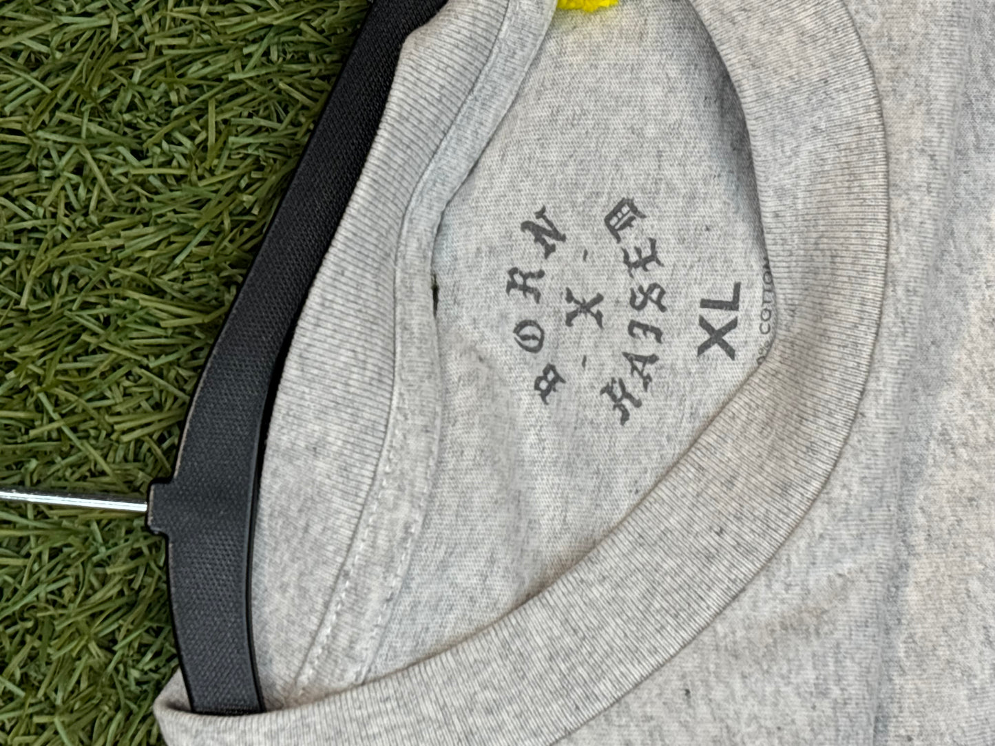 Born X Raised Modelo Tee