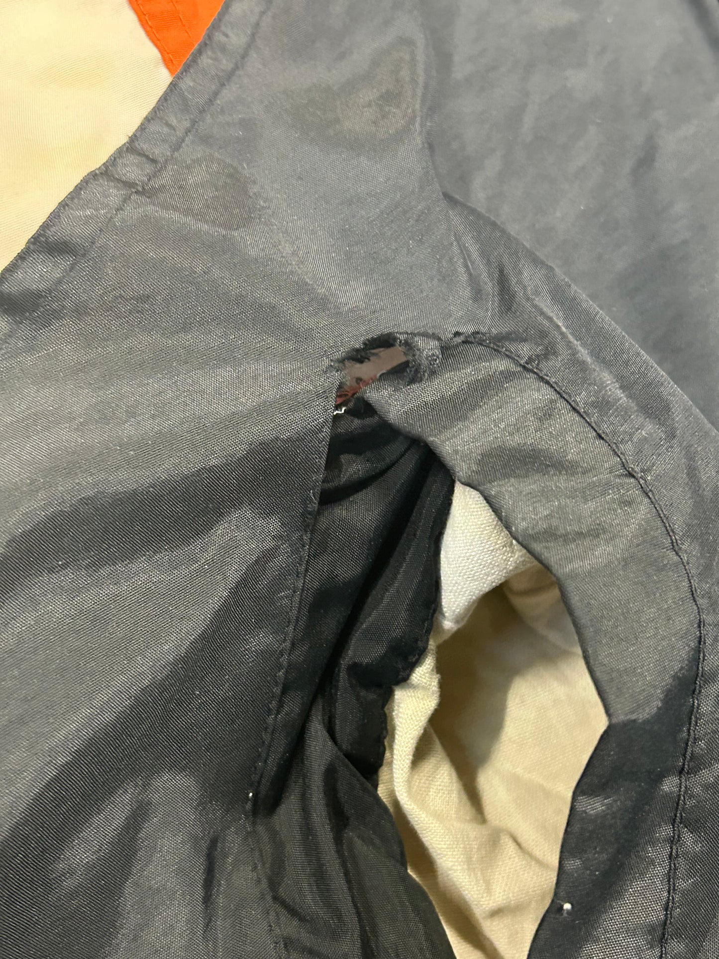 Vintage 90s Game Day NFL Cincinnati Bengals Jacket W/Hood