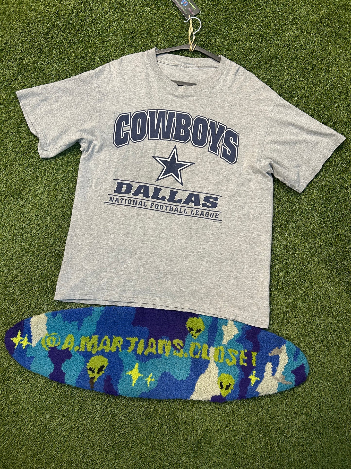 Vintage 1999 Dallas Cowboys NFL Team Tee