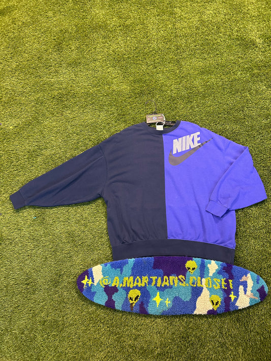 New age Nike half/half crewneck