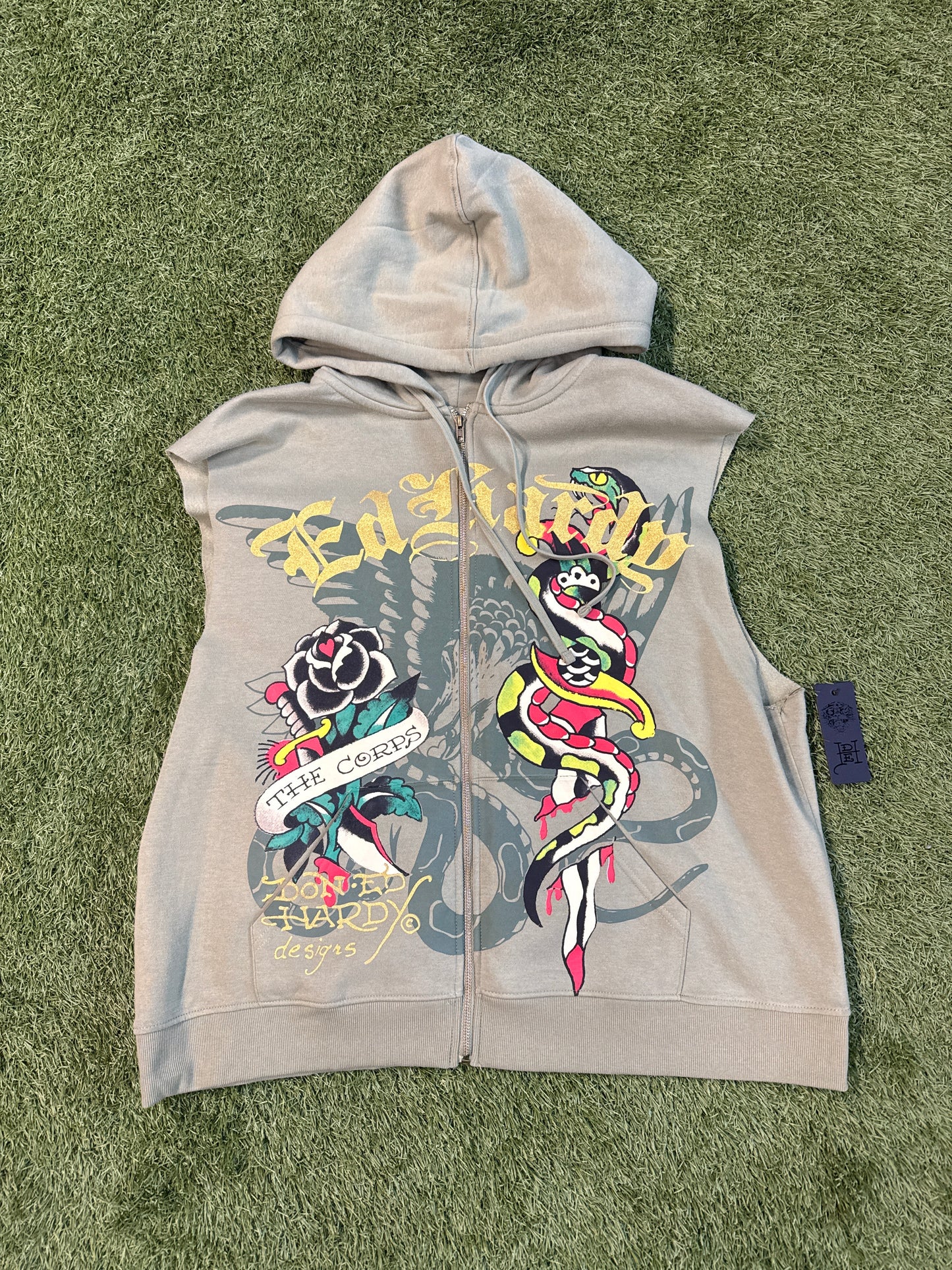 MODERN “ED HARDY” Y2K CUTOFF HOODIE