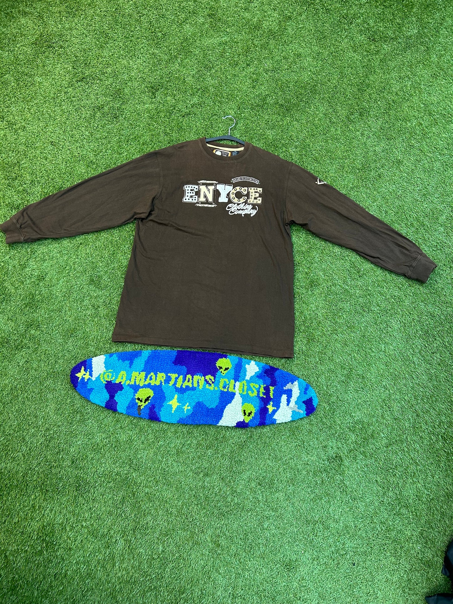 Vintage ENYCE Brown Long Sleeve Embroidered Tee