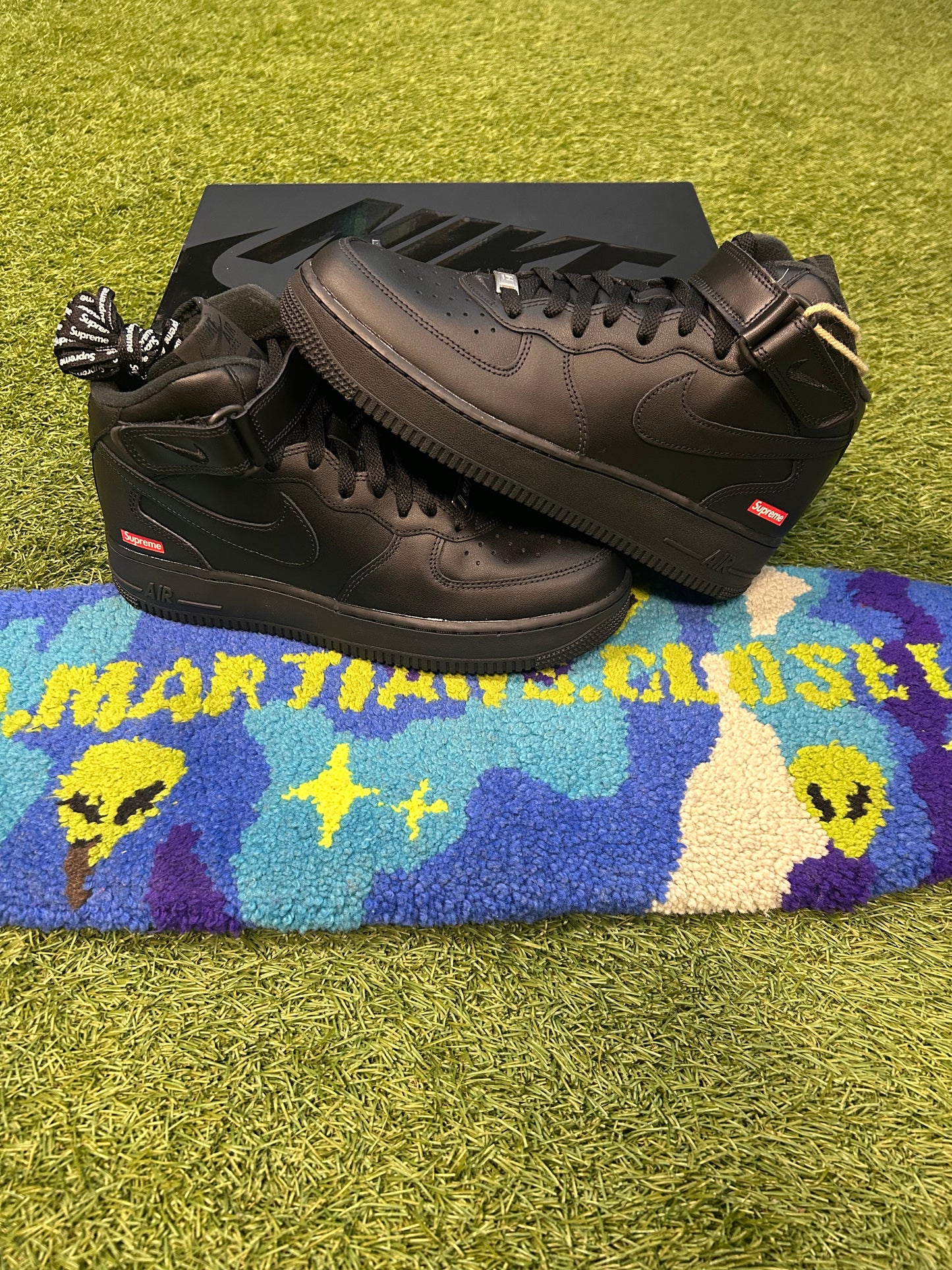 Nike X Supreme Air Force 1 Mid Black