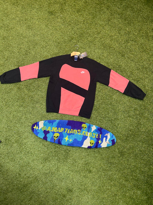 Y2K Nike ReWorked Women’s Pink/Black Crewneck