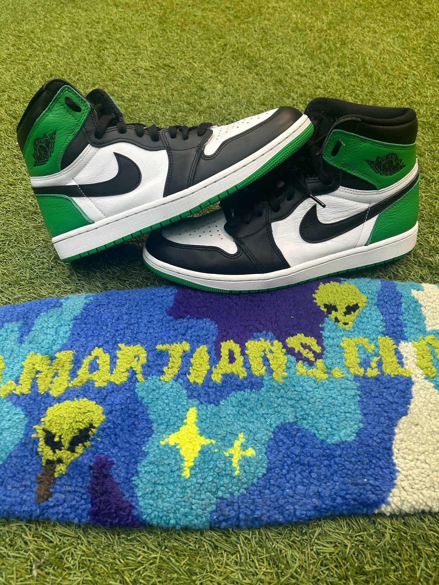 Jordan 1 Retro High OG Lucky Green(2022)
