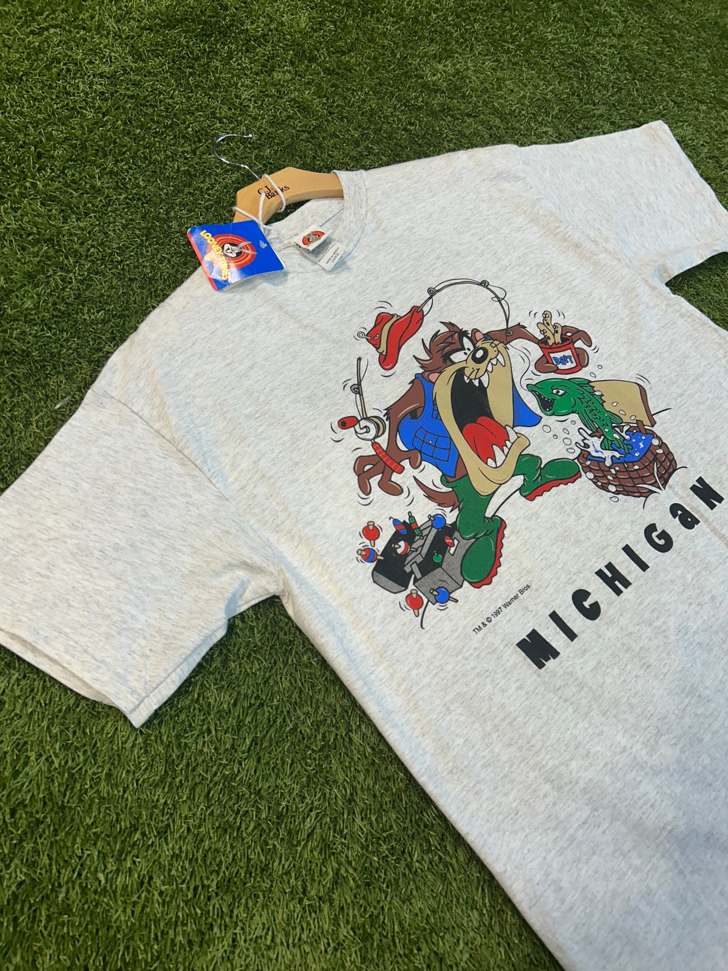 Vintage 1997 Tasmanian Devil Michigan Fishing Tee
