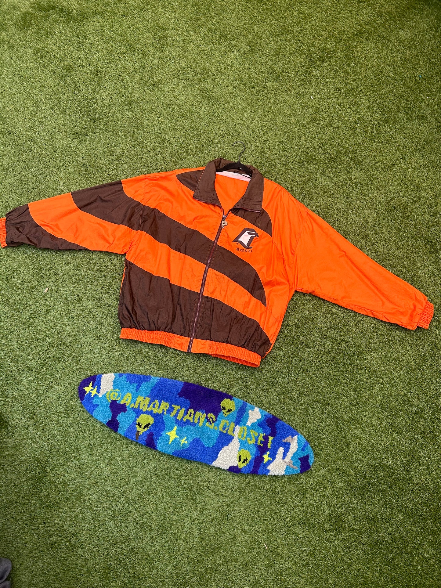 Vintage Pro Player Bowling Green Falcons NCAA Track Suit W/Matching Bottoms