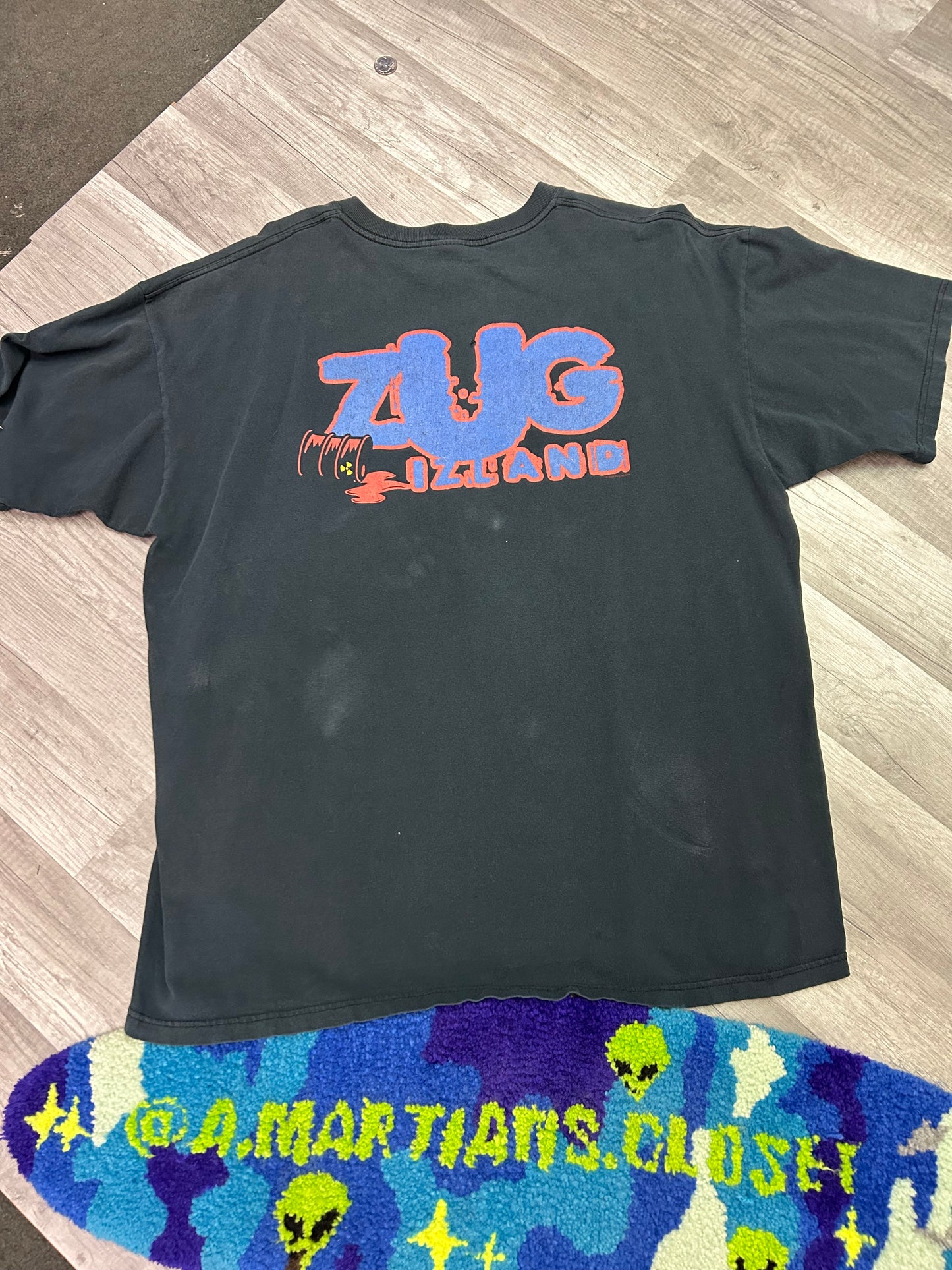 Vintage Zug Izland Toxic Tee