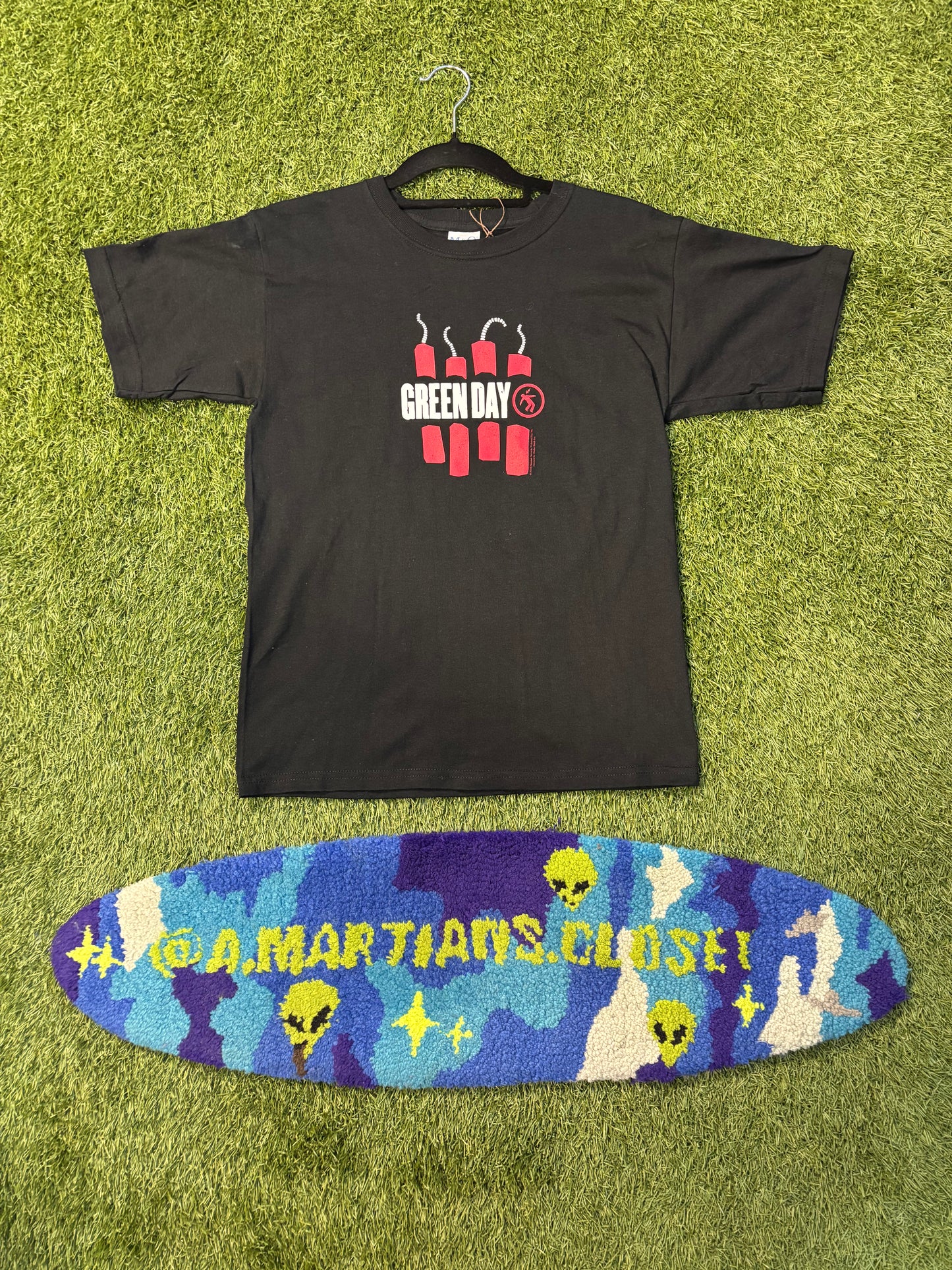 2005 Black Green Day American Idiot T-shirt Kids Size Large 14/16
