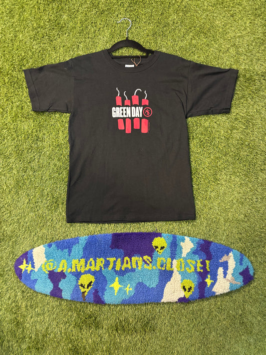 2005 Black Green Day American Idiot T-shirt Kids Size Large 14/16
