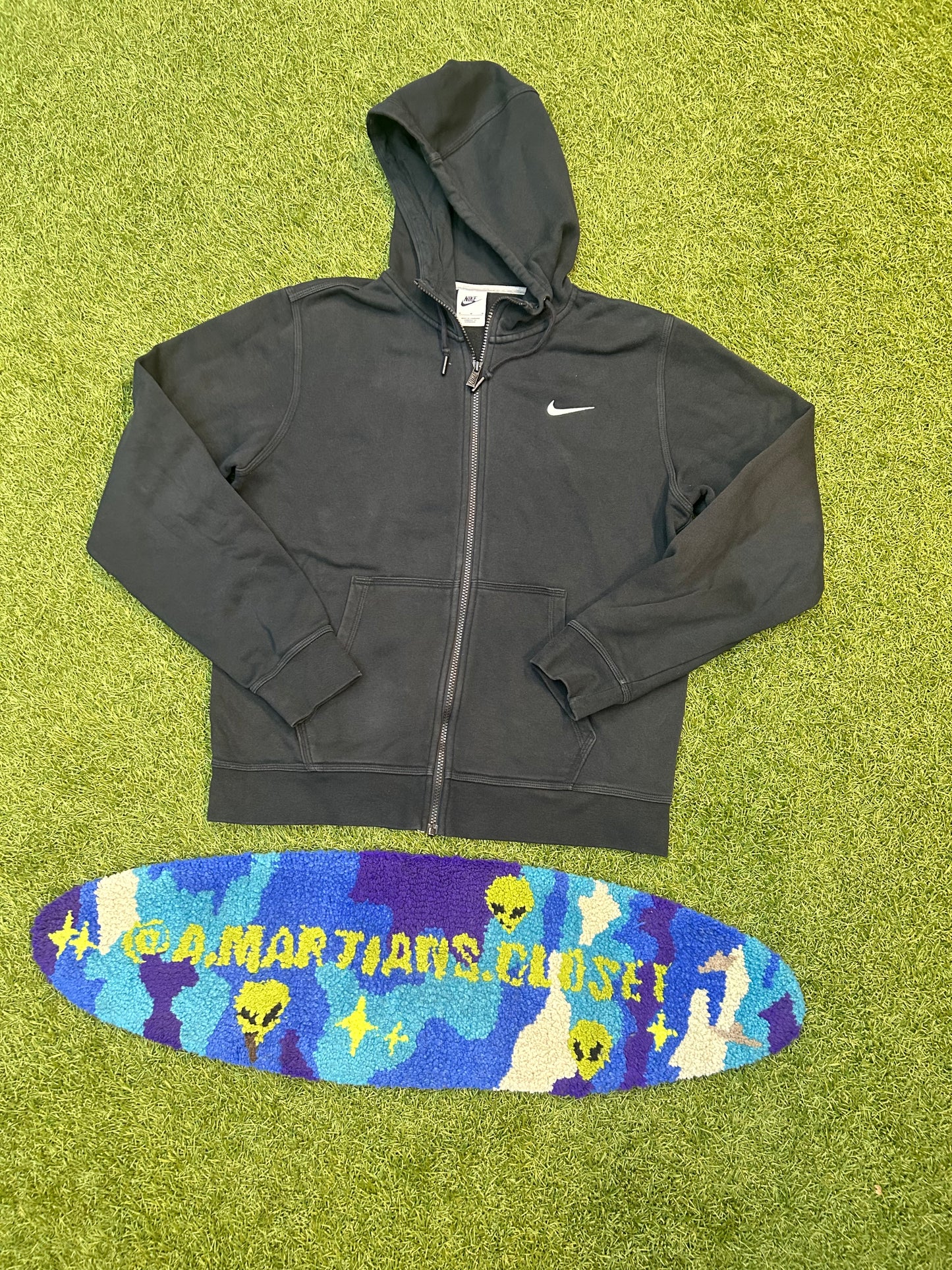 Y2K All Black Nike ZipUp W/Hood
