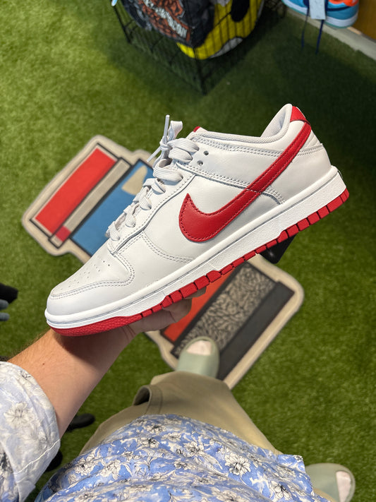 Nike dunk low Ohio State size 8.5