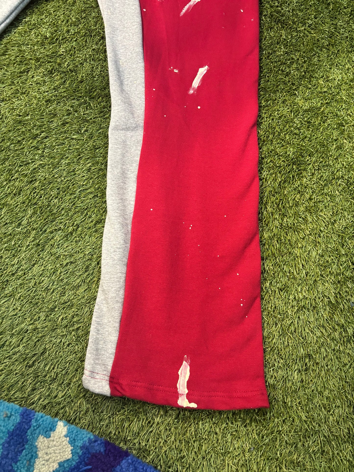 MNML 3 Patch Contrast Red Sweatpants