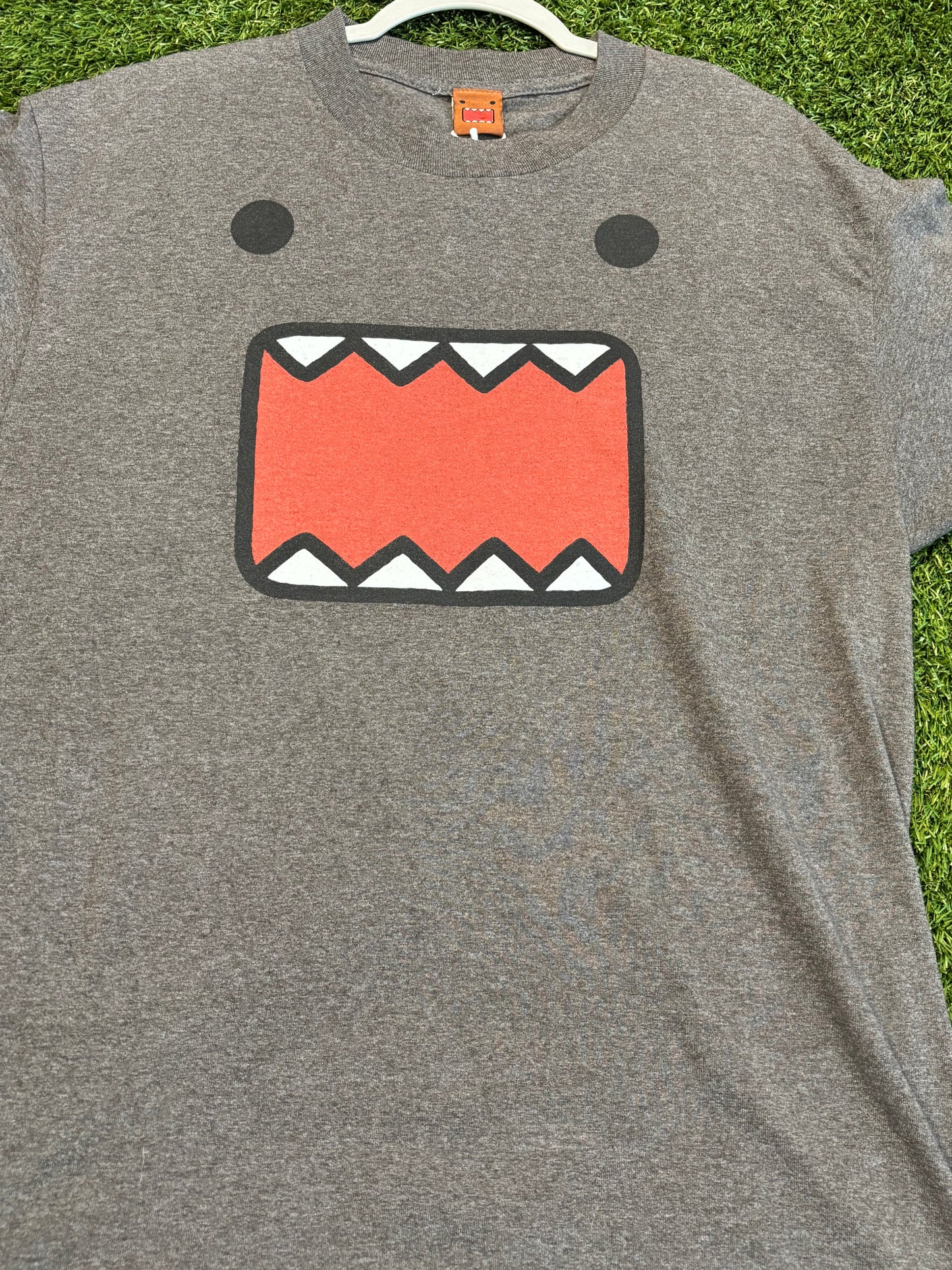 Domo Tee