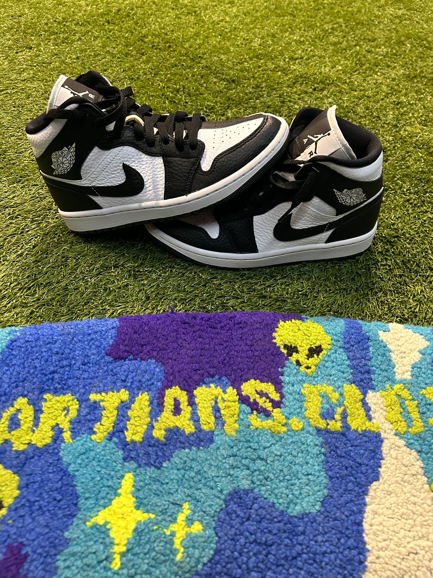 Jordan Retro 1 Mid Split Homage