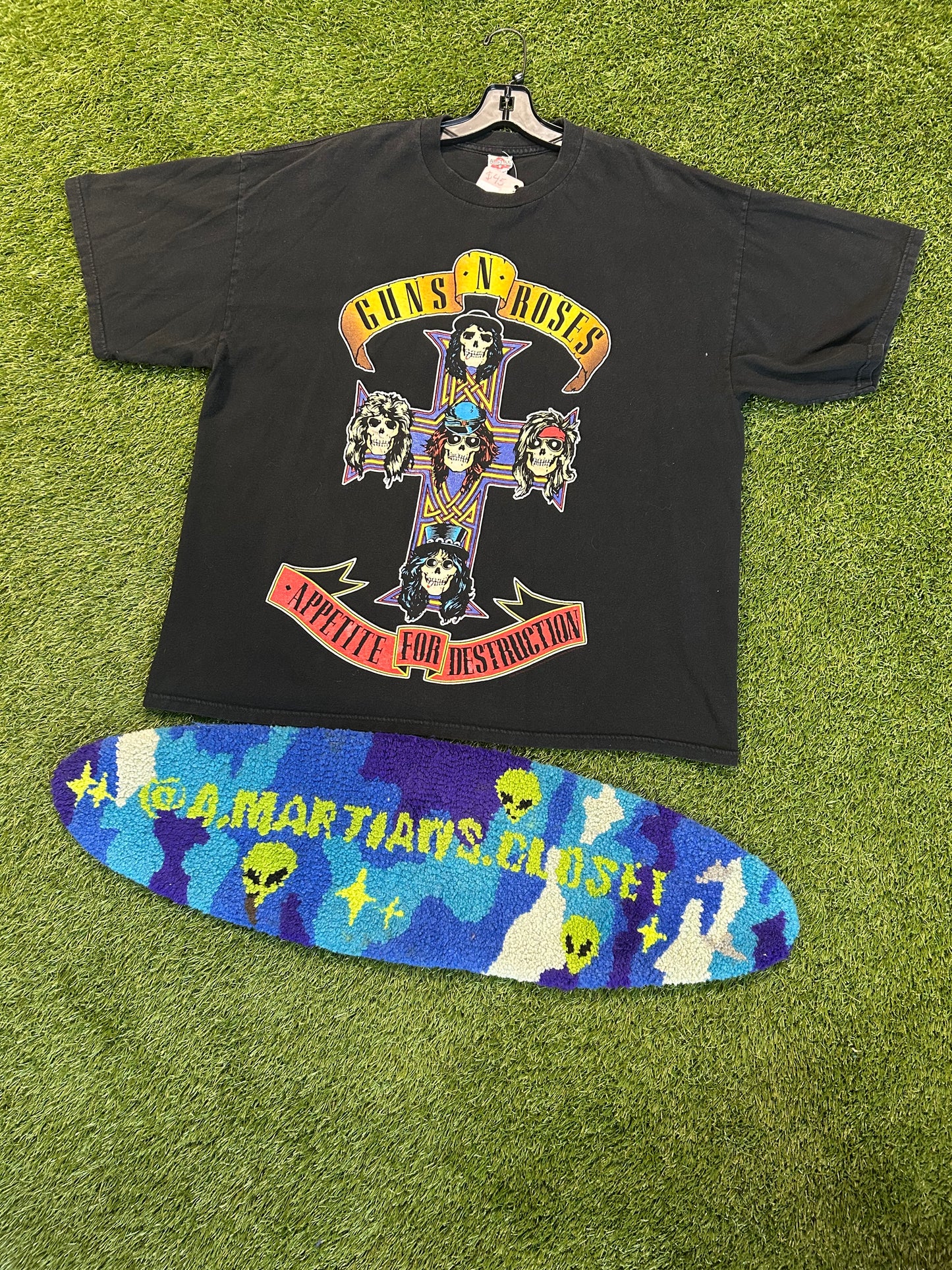 New Age 2010s Guns N Roses Tee